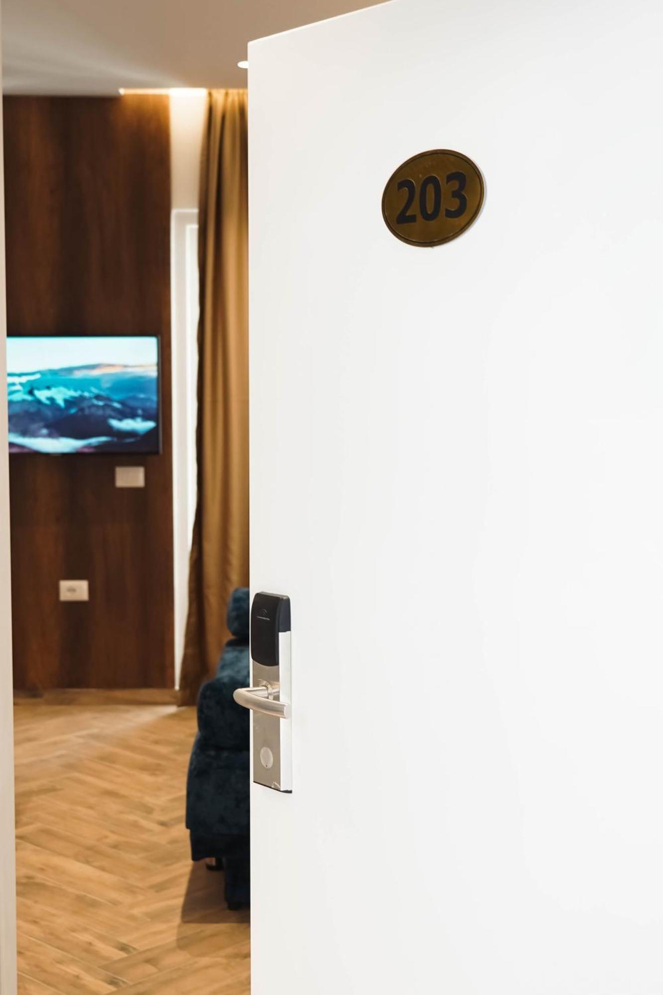 Marina Rooms Dıraç Dış mekan fotoğraf