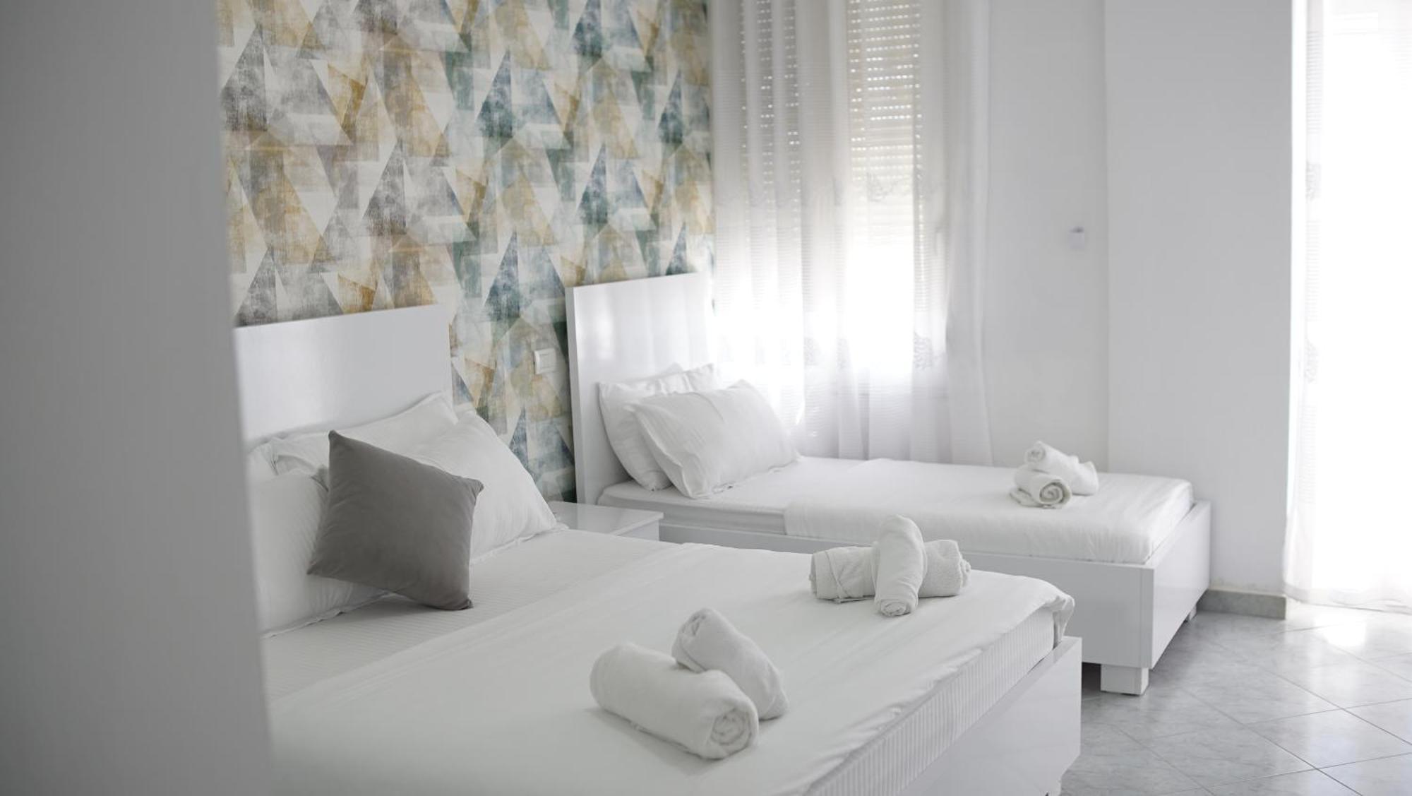 Marina Rooms Dıraç Dış mekan fotoğraf
